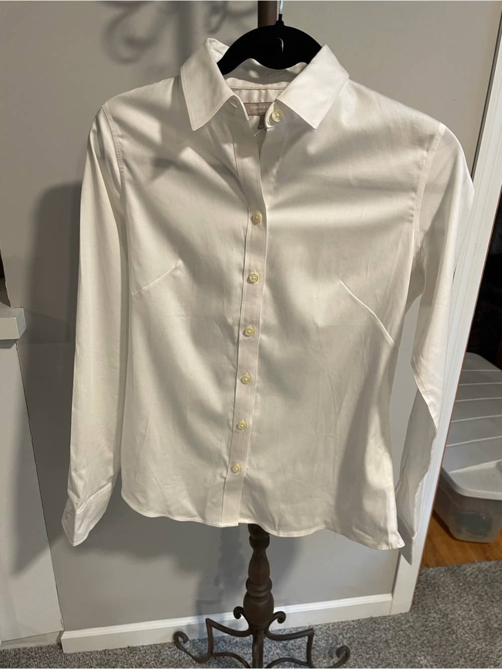 Banana Republic White Long-Sleeve Button Shirt